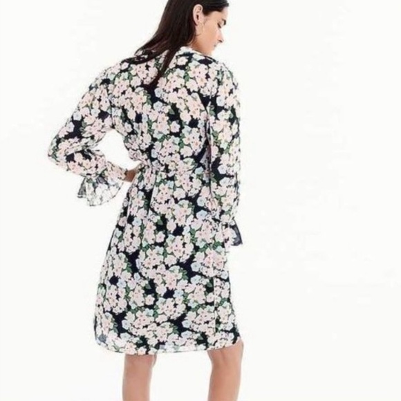 J.Crew Mercantile drapey tie-front dress - Picture 3 of 14